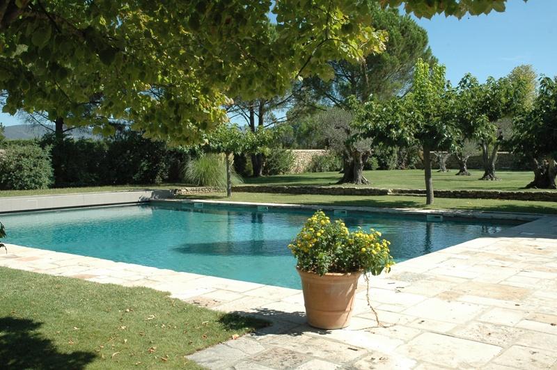 Propriété de charme en Luberon de 37 hectares